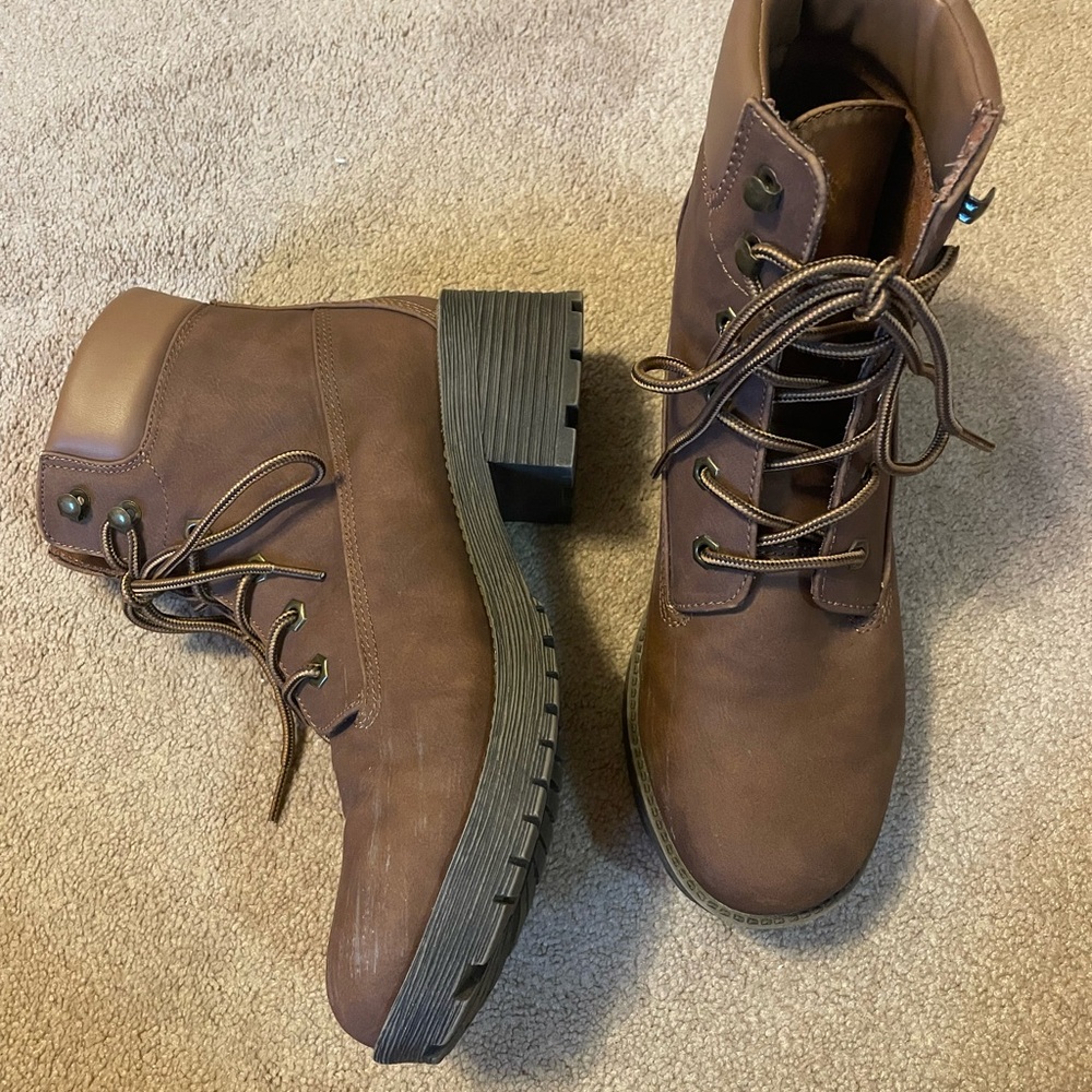 Rock & Candy Brown Lace-Up Boots